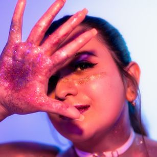 Model - Sophie curvy