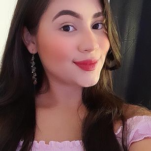 Model - heidy bigass