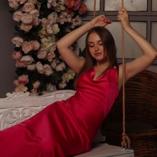 Model - JessicaGardner nails