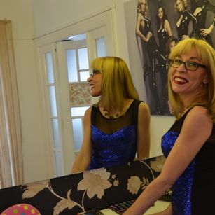 Model - NaughtySofia latex