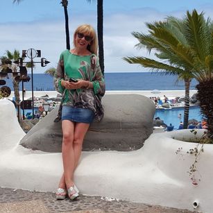 Model - NaughtySofia squirt