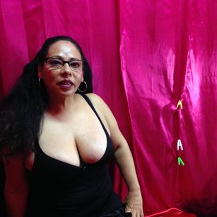 Model - sara.darlyn sexanal