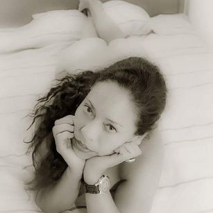 Model - sara.darlyn vomito