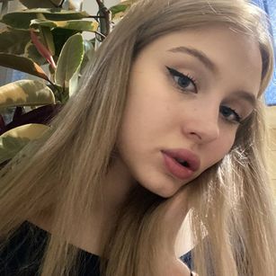 Model - Emelia Bounty roleplay