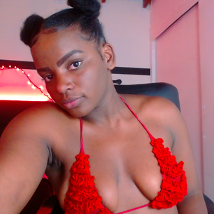 Model - Naome_palmer natural