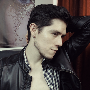 Model - Luca Dick big