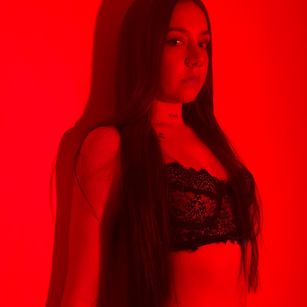 Model - Tiffani feet