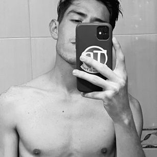 Model - Luca Dick Hot