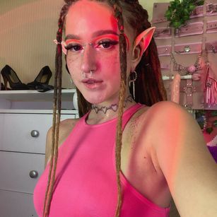 Model - Drugidiot dildo