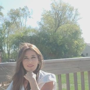 Model - AlexaSam cheerful