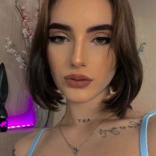 Model - Art Of Vix domination