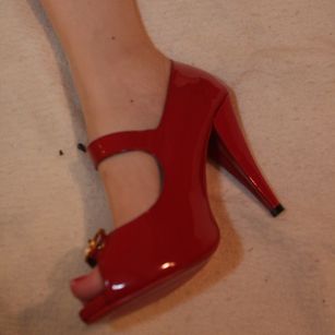 Model - Erotic Eva Squirts daddy