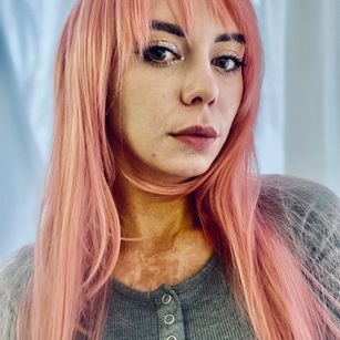 Model - Loraxlux dirtytalk