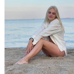 Model - ElizabethForYou slim