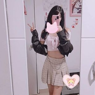 Model - Elizabeth Rivera teen