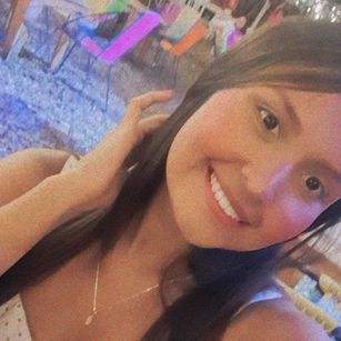 Model - Sara Restrepo squirt