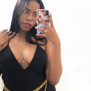 Model - beelladona tattoos