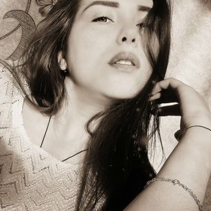 Model - Elena Sports