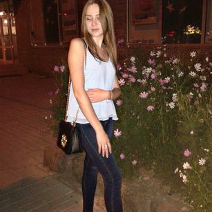 Model - Elena Sports