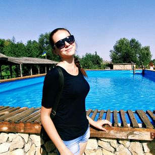 Model - Elena Sports