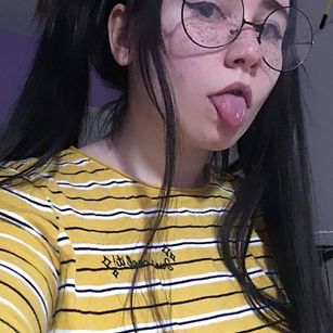 Model - Goth Elf bigboobs