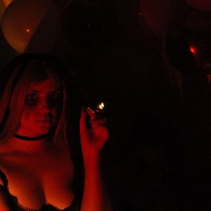 Model - santyLisa squirt