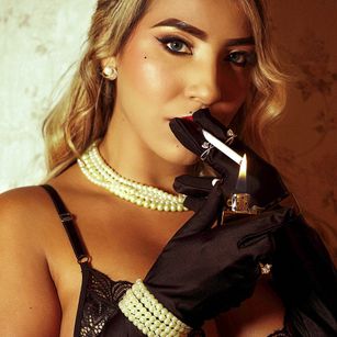 Model - ElenaClark oral