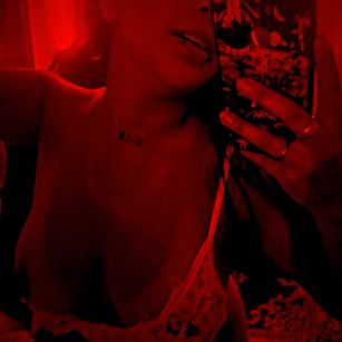 Model - sakurasmith fetish