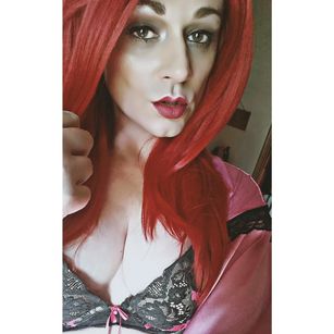 Model - Simone DeWitt horny