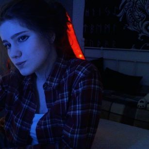 Model - MilenaHardy mystic