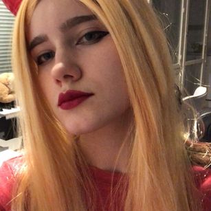 Model - MilenaHardy kinky