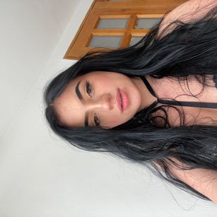 Model - Nicolette_sweet_ boobs