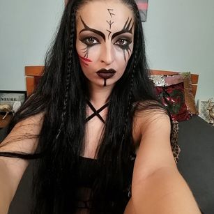 Model - Anna Bella squirt