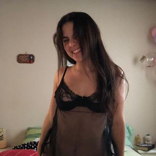 Model - Chloe Queenie cam