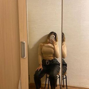 Model - Jessica heels