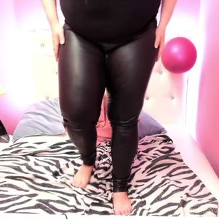 Model - PetiteMermaid anal