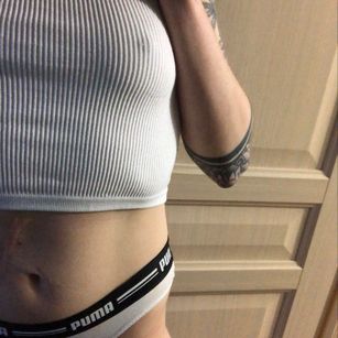 Model - Millie Meow shaved