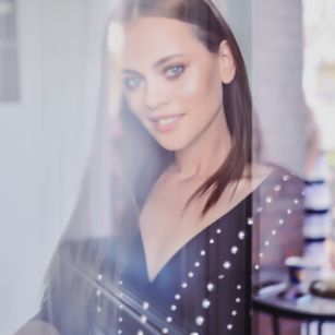 Model - DebraPaige dildo