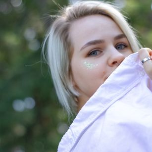 Model - Roza bigtits