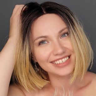 Model - LunaLawrence POV