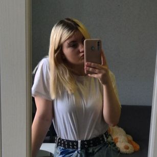 Model - Alice White Bunny bigtits