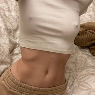 Model - Eliza Roman skinny