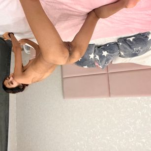 Model - LeylaMi petite