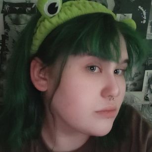 Model - Sandy dirtytalk