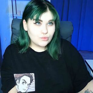 Model - Sandy bigboobs