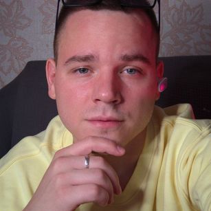 Model - Quietcody bigballs