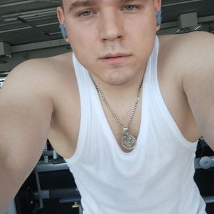 Model - Quietcody hair