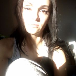 Model - Lilith Morningstar legs