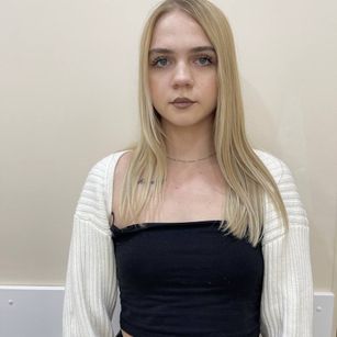 Model - KellyReddies tits