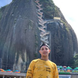 Model - wilfredojosef gay